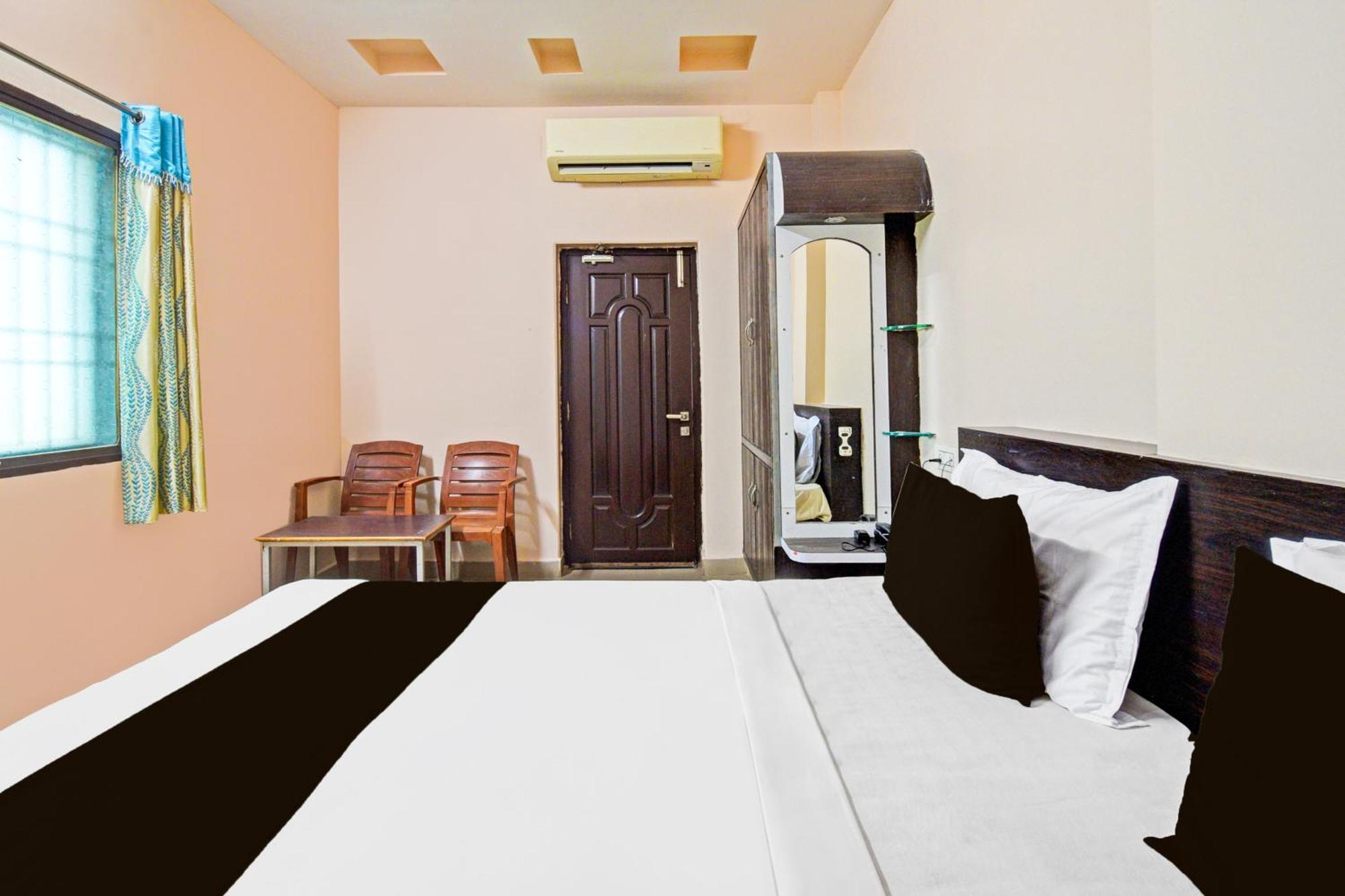 Super Hotel O Kurnool Near Kurnool Medical College Экстерьер фото